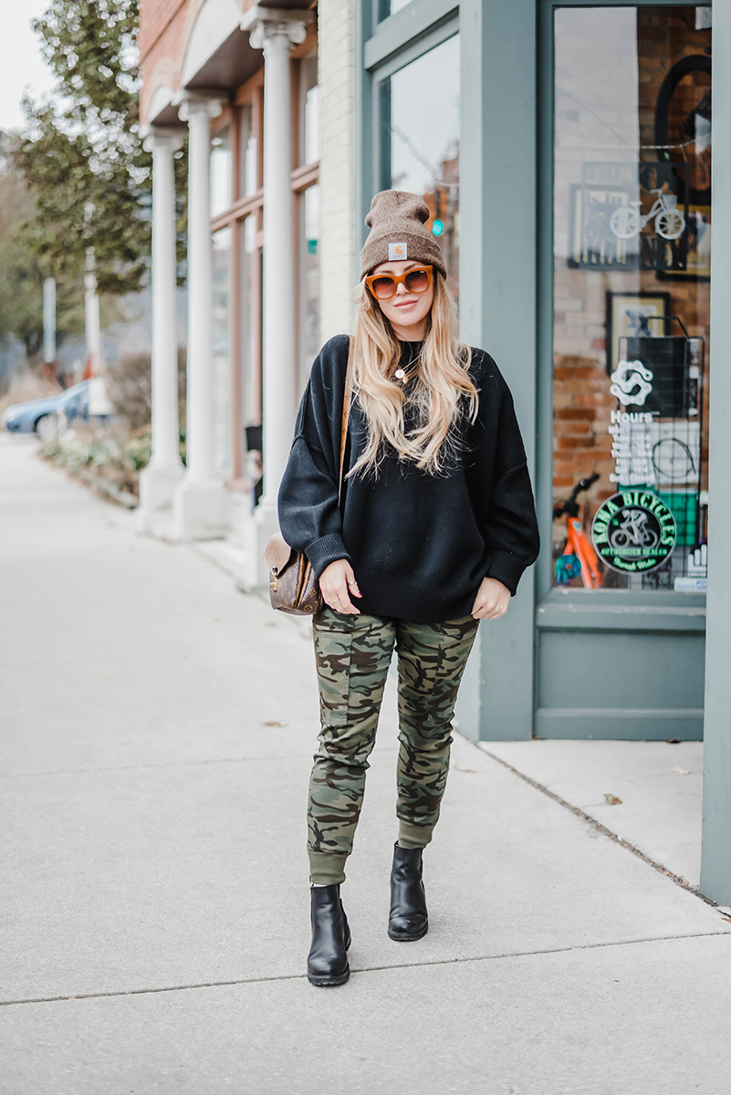 outfits for camo pants